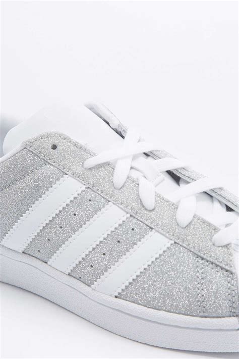 adidas zilver rood|Adidas silver shoes.